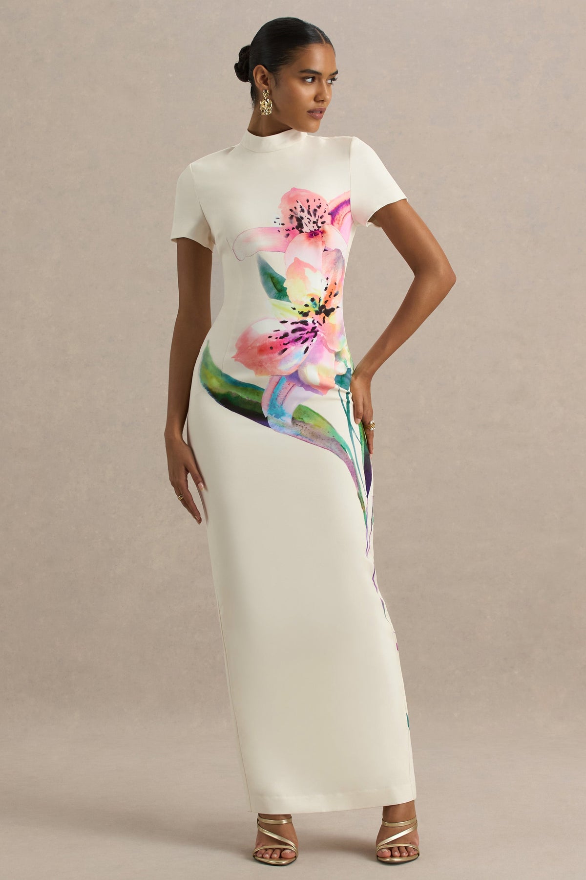 Hessie | White Lily Print High-Neck Maxi Dress